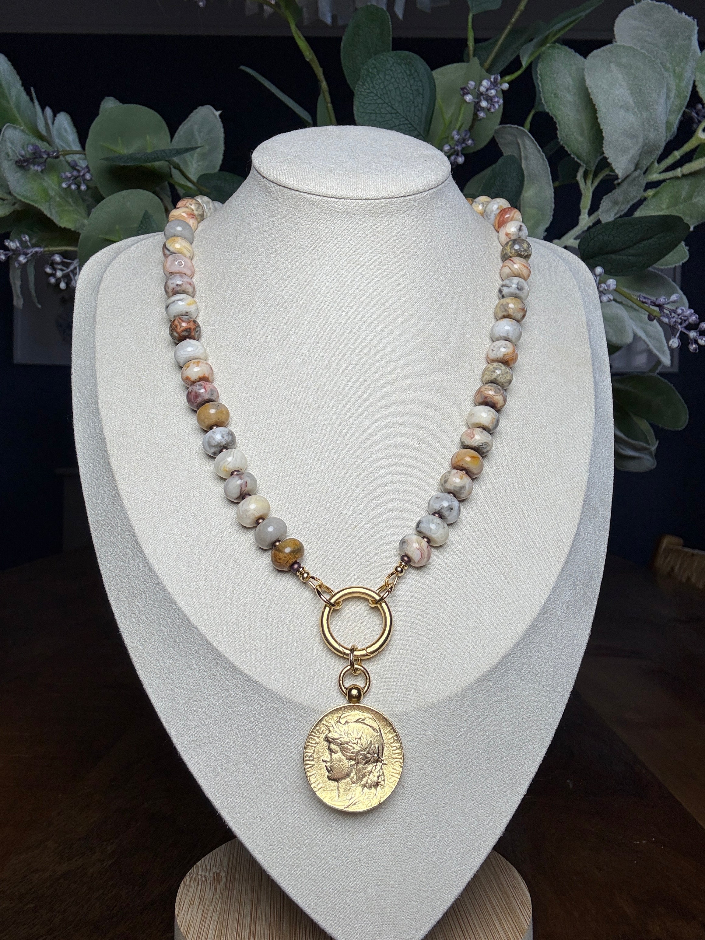 Crazy Marianne Necklace