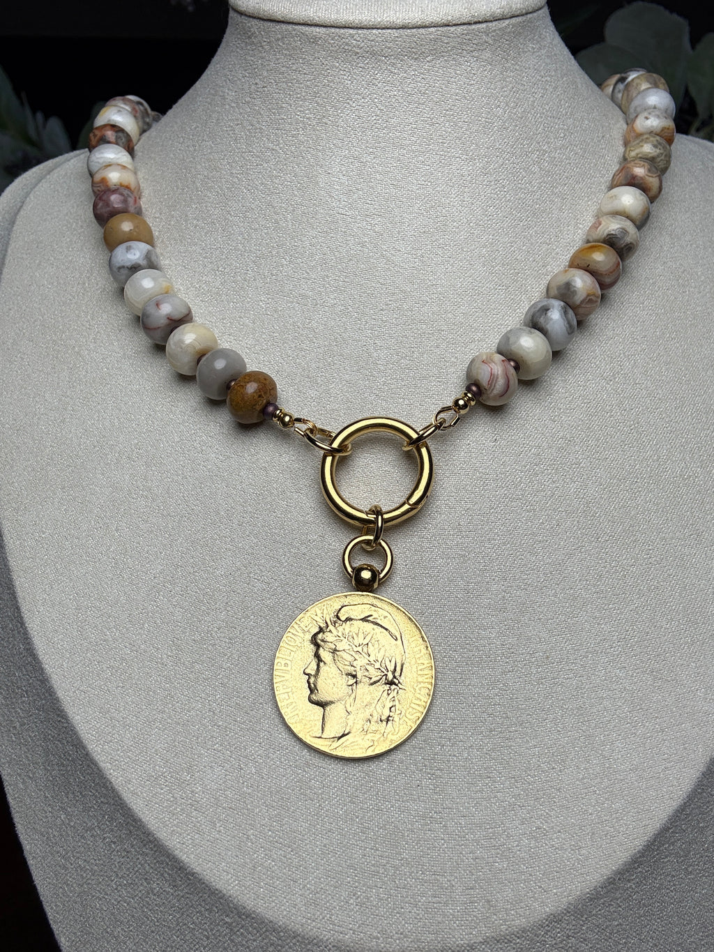 Crazy Marianne Necklace