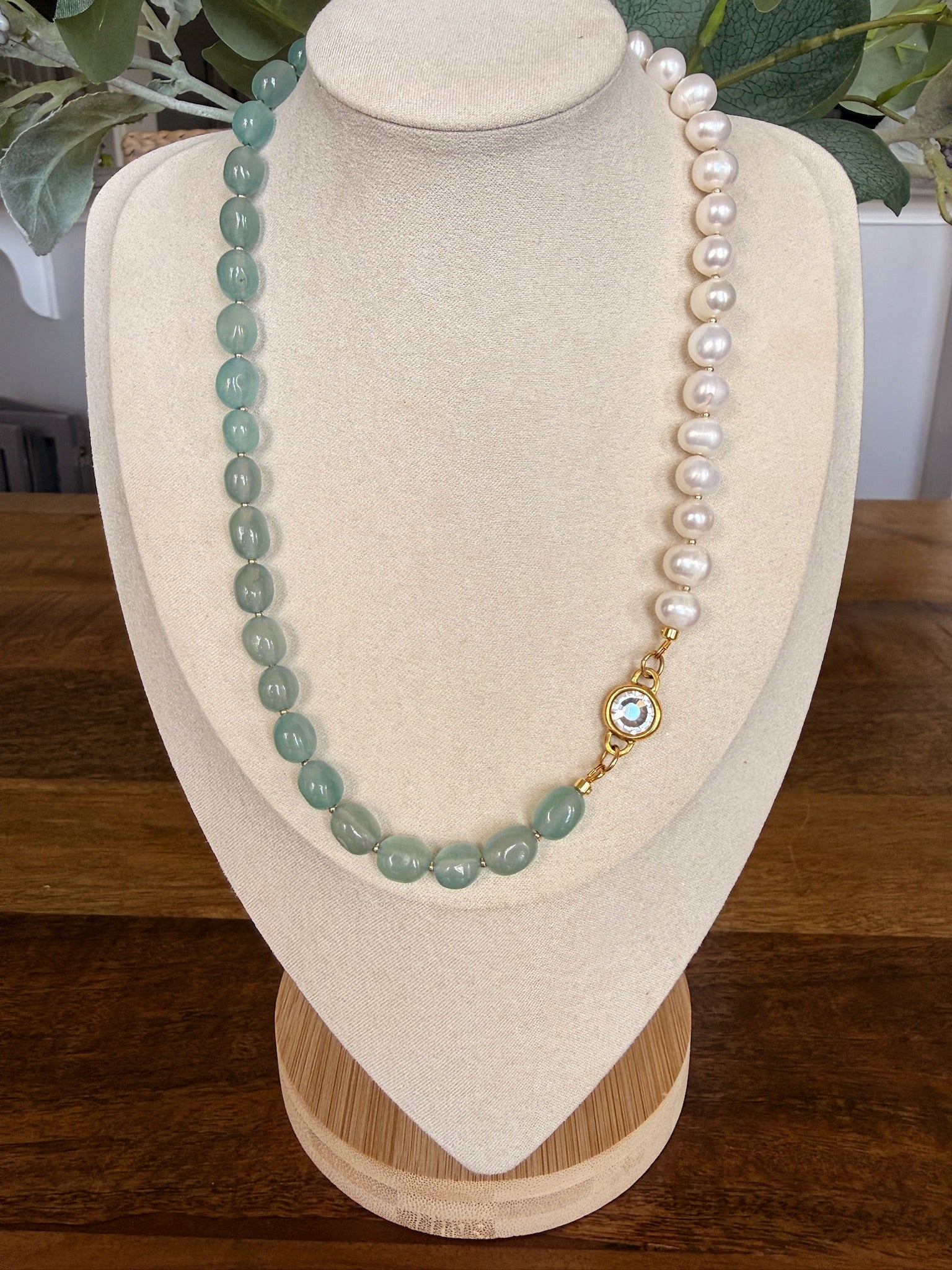 Royal Tide Pearl Necklace