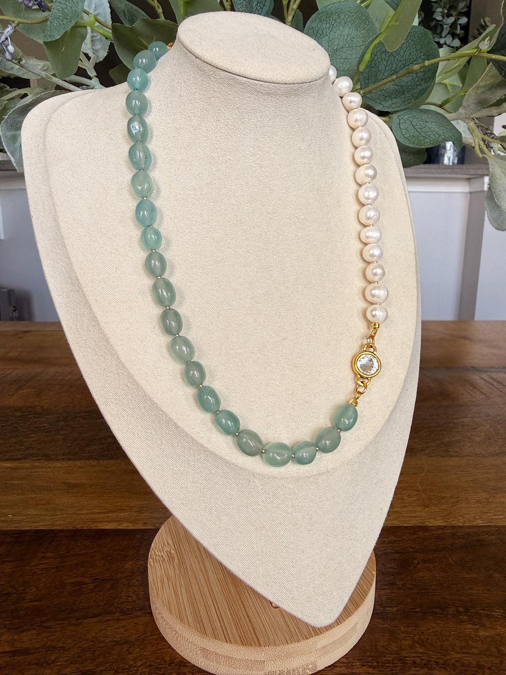 Royal Tide Pearl Necklace