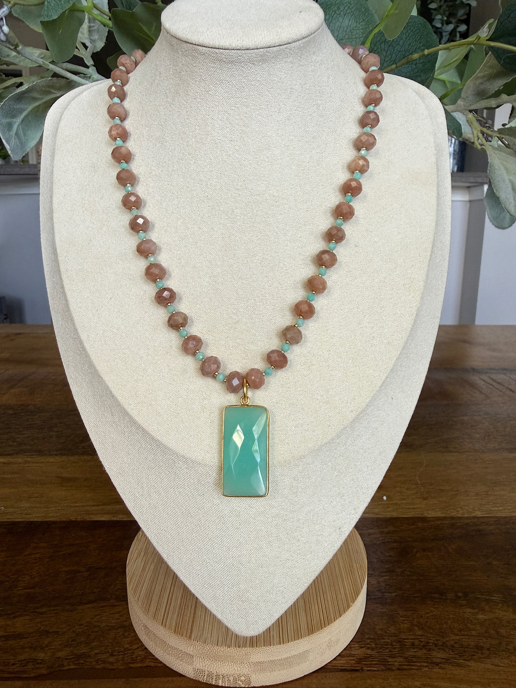 Peach Sands Necklace