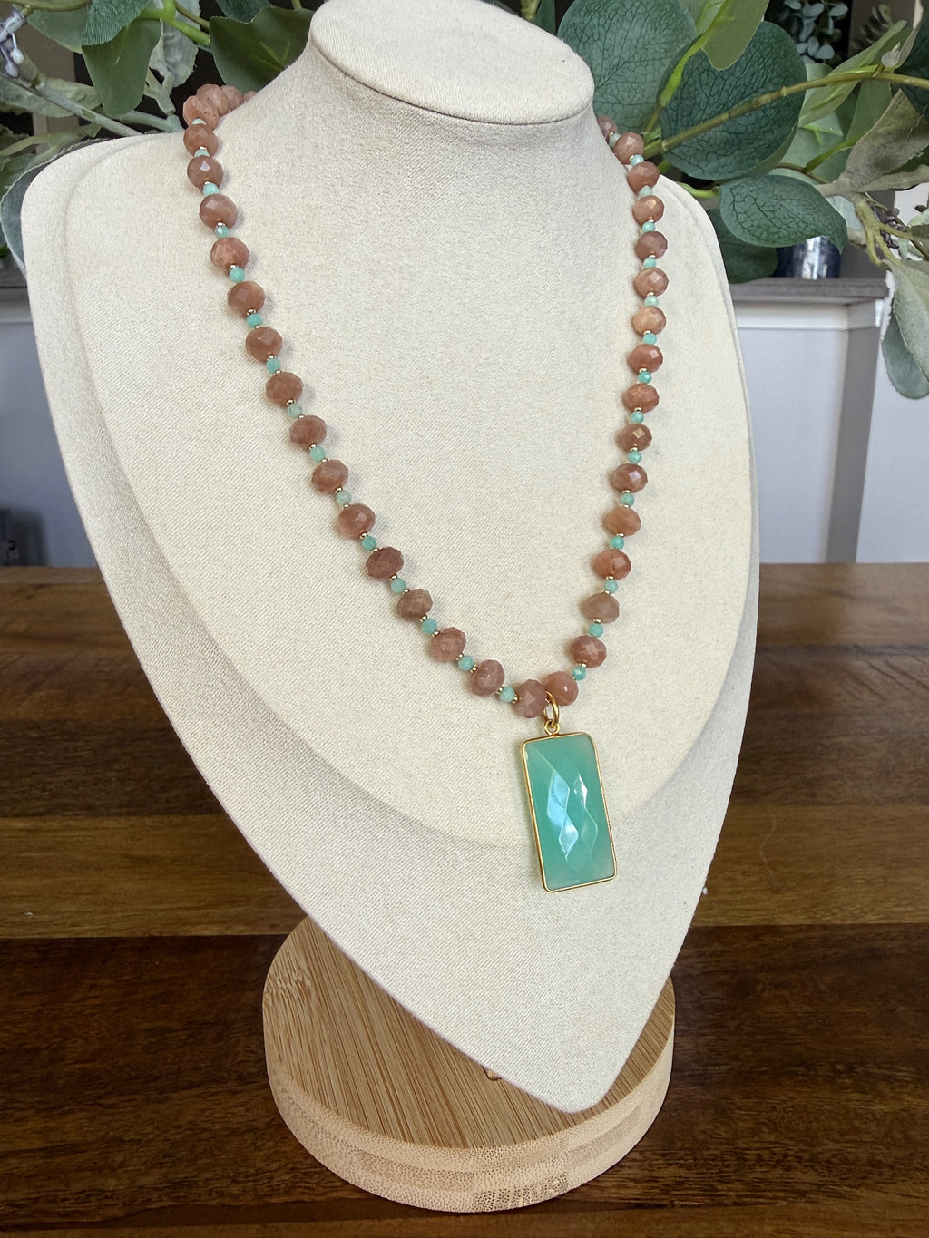 Peach Sands Necklace