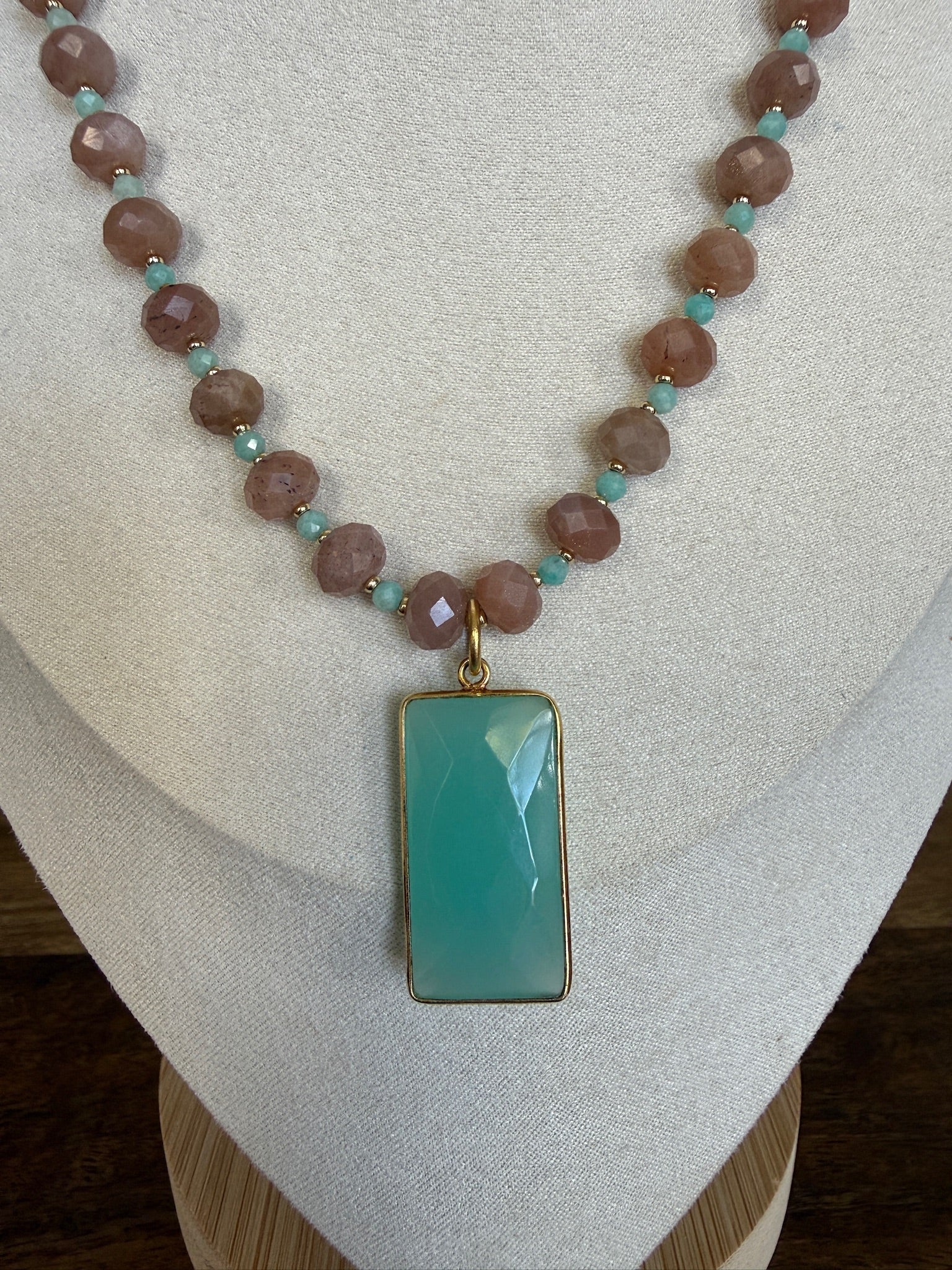 Peach Sands Necklace