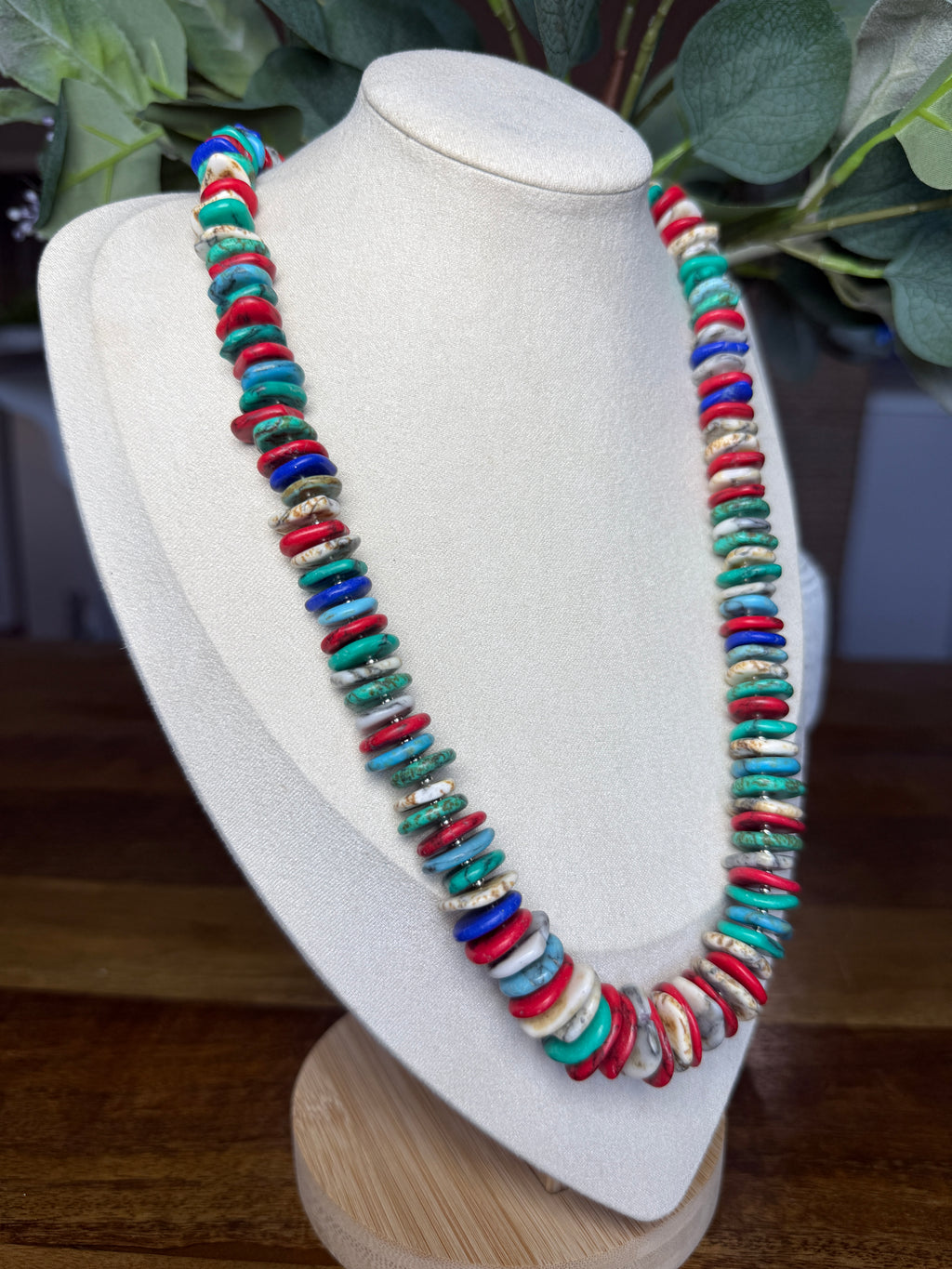 Club Tropicana Necklace