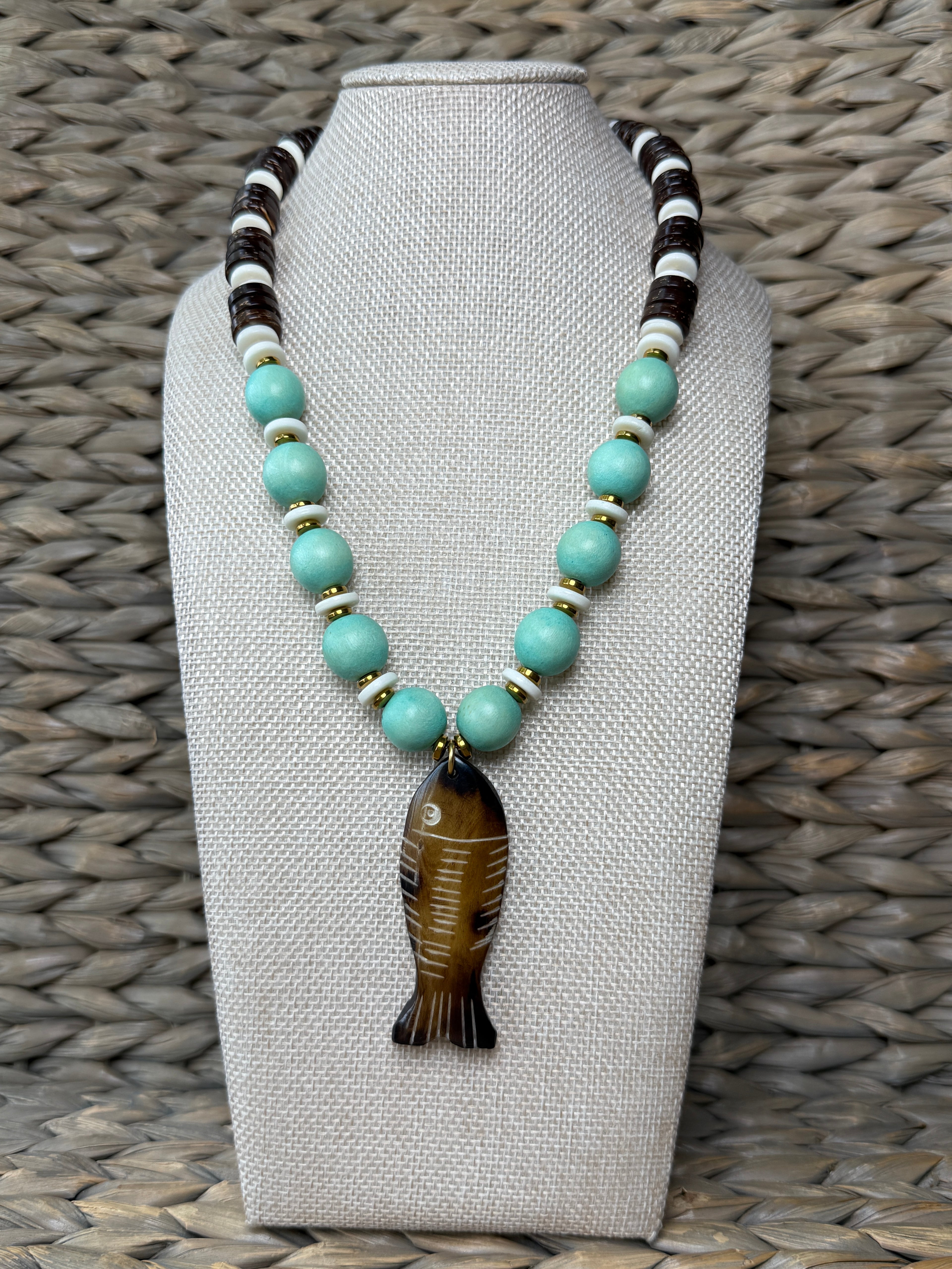 Seafoam Seas Necklace
